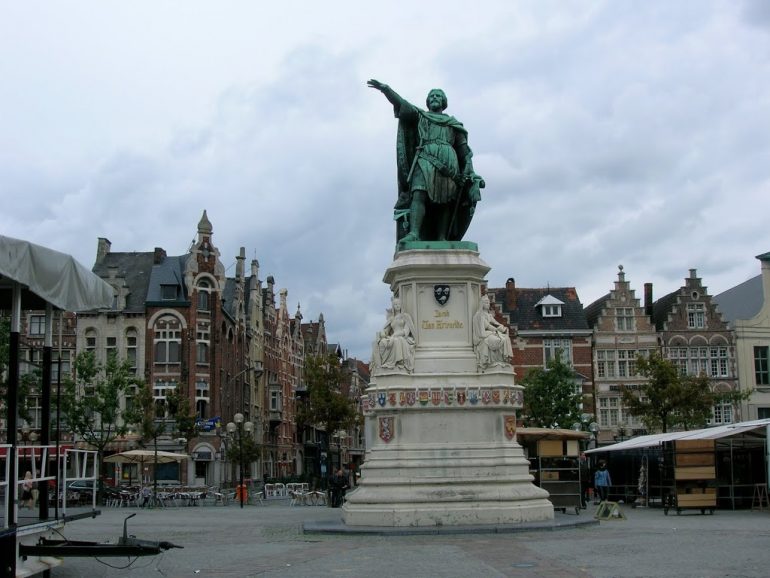 Statue of Jacob van Artevelde in the middle of the Friday Market Square in Old Ghent.