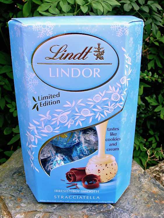 Lindt Chocolate Review - Lindor Plus More Tin and Thyme.