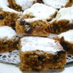 Close up of mincemeat slice squares on tray.