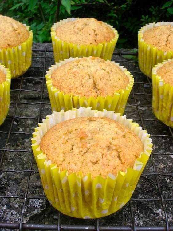 Lemon Sponge Cupcakes