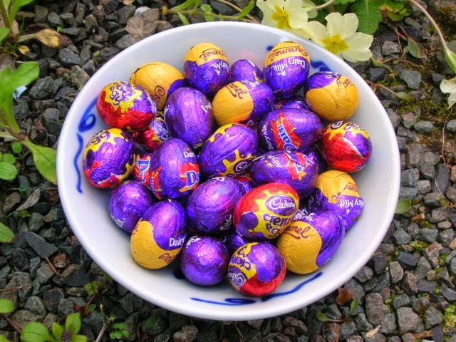 Cadbury's Mini Eggs - - An Easter Eggstravaganza.