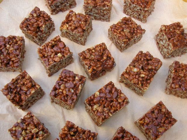 Chocolate rice store krispie cakes marshmallow