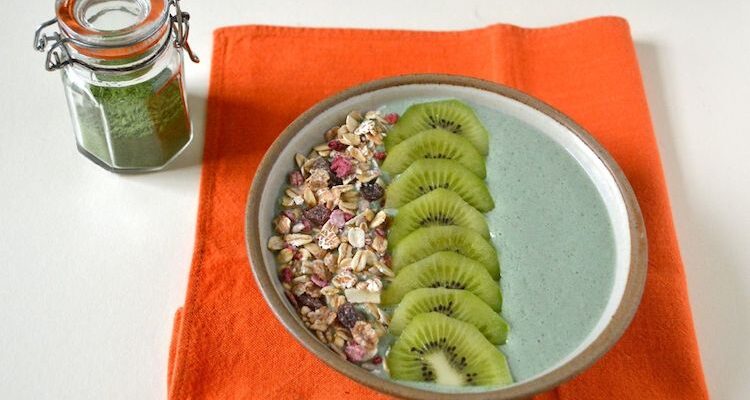 Nettle Smoothie Bowl