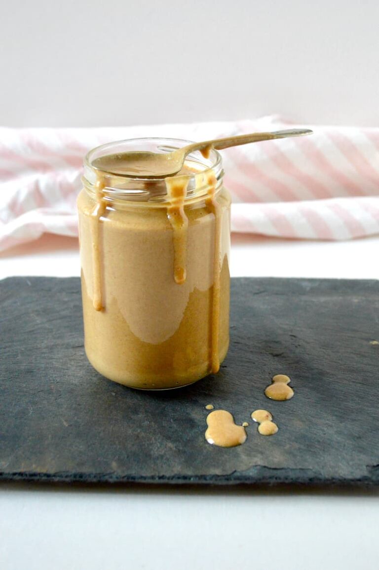 Vegan Salted Caramel Sauce