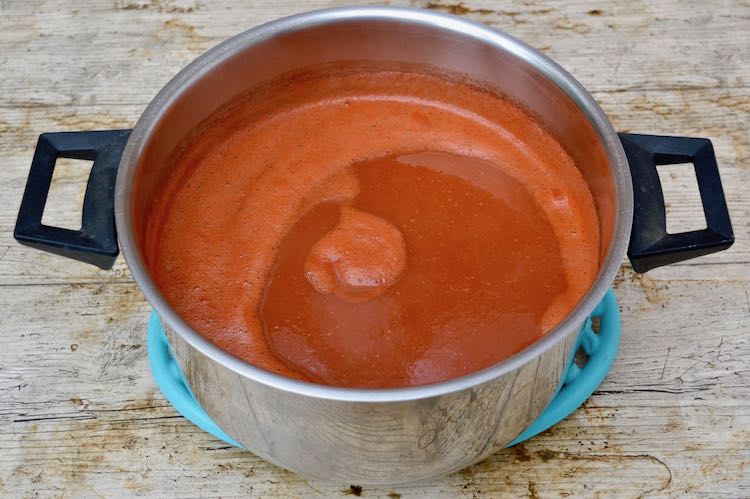 Easy Tomato Sauce Cooking