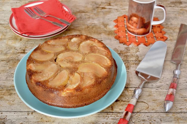 Upside-Down Apple Cake