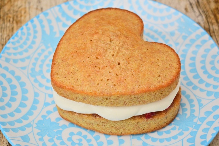 Naked Raspberry Cream Sponge Cake