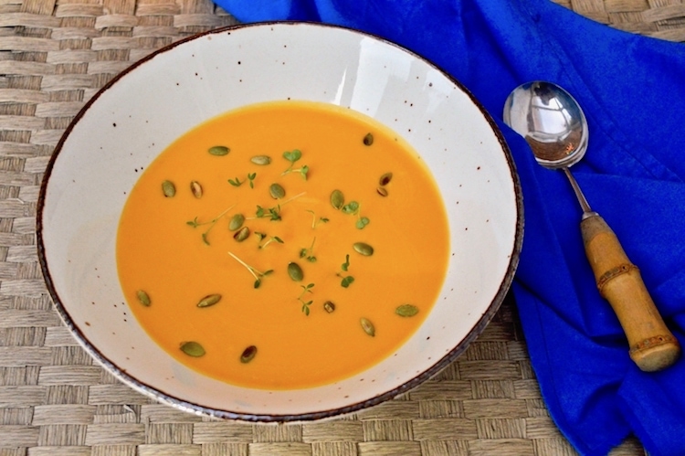 Silky Smooth Butternut Squash and Red Pepper Soup