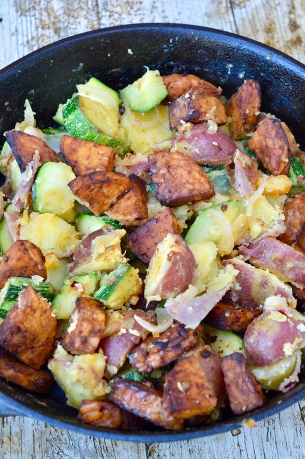 Courgette Tempeh Hash in a pan.