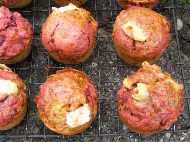 Beetroot Muffins with walnuts and goat's cheese.
