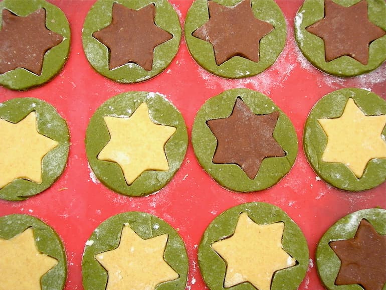 Christmas butter cookie dough flavoured respectively with chocolate, vanilla and matcha.