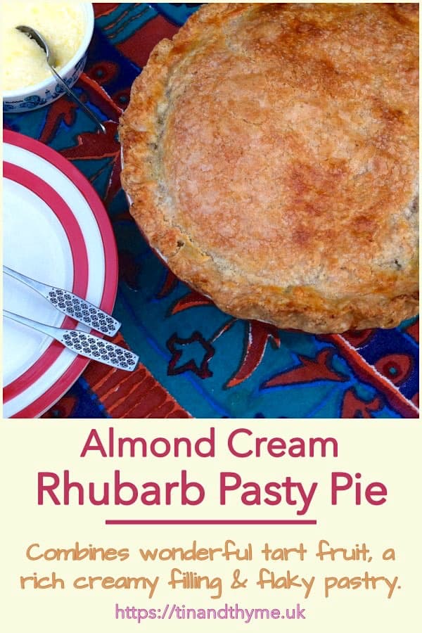 Rhubarb pasty pie with almond cream.