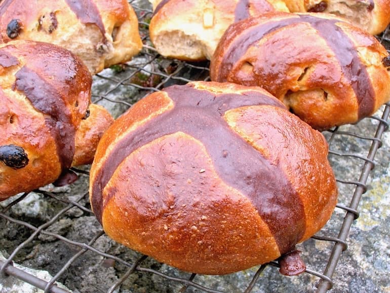 Hot cross buns with a chocolate cross.