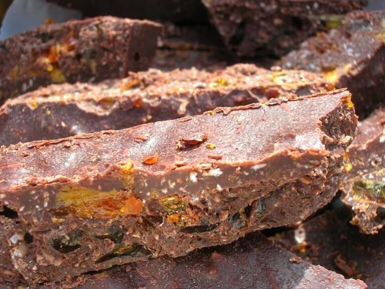 Peppermint Cracknel Chocolate with Toasted Coconut Tin and Thyme