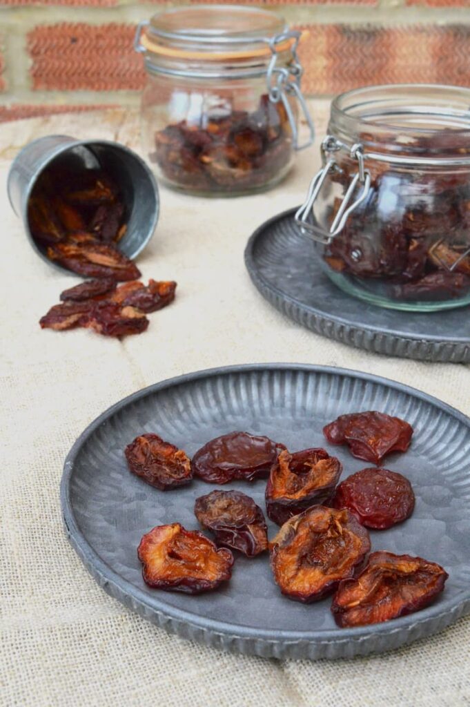 How To Make Your Own Prunes | Tin and Thyme