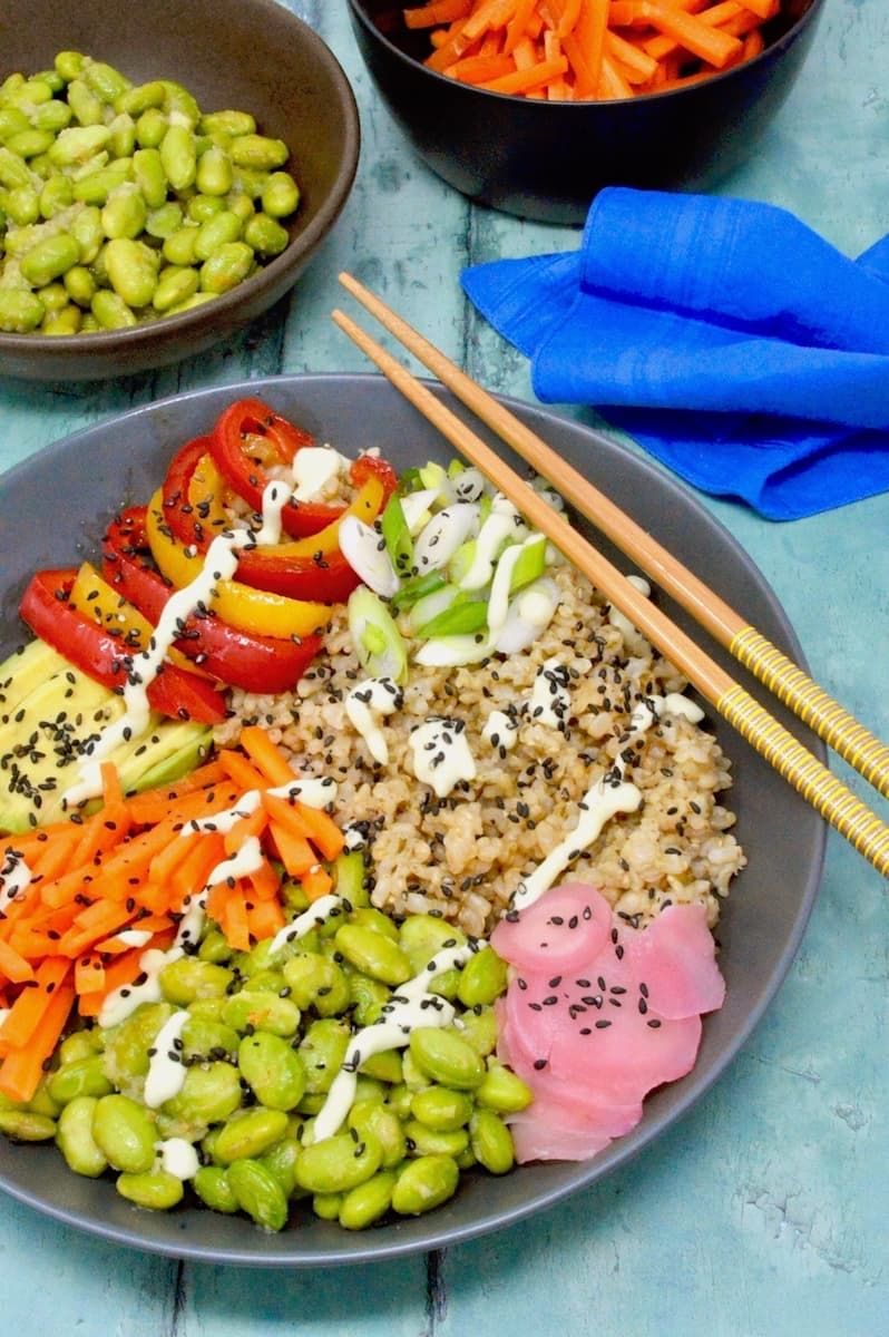 Vegan Sushi Bowl With Garlic, Ginger & Chilli Edamame Tin and Thyme