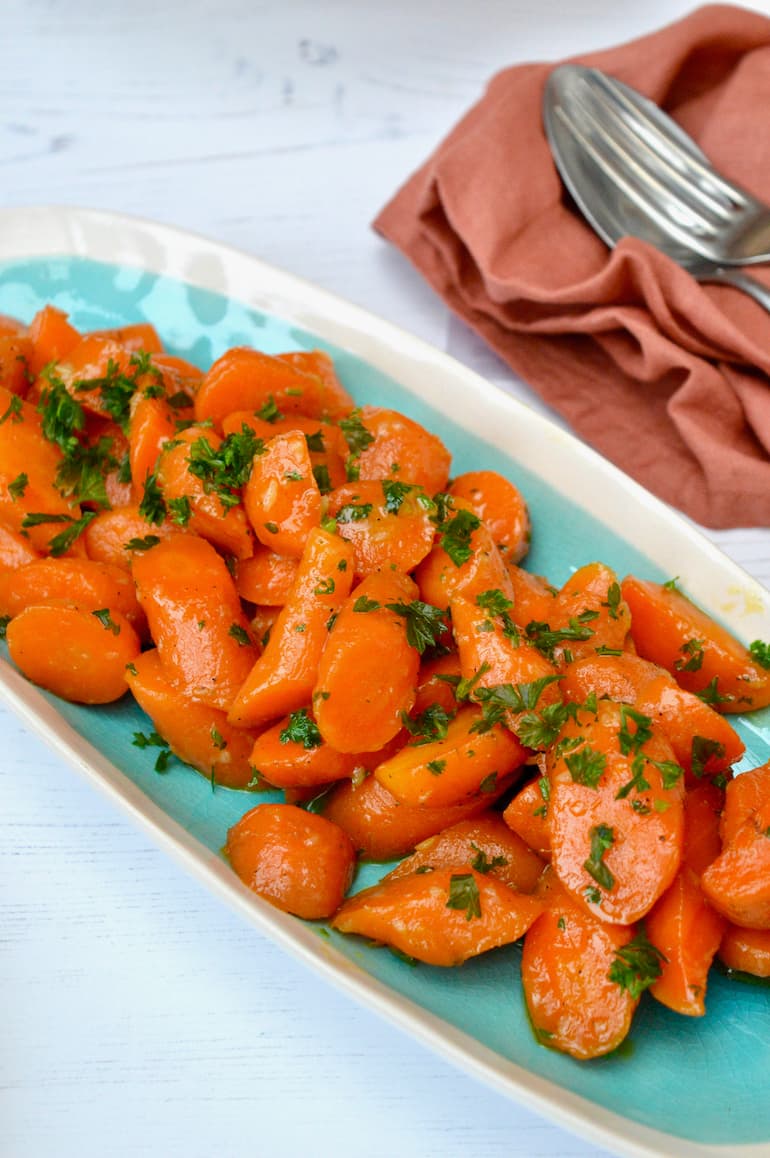 Honey Butter Glazed Carrots With Garlic Tin And Thyme 6050