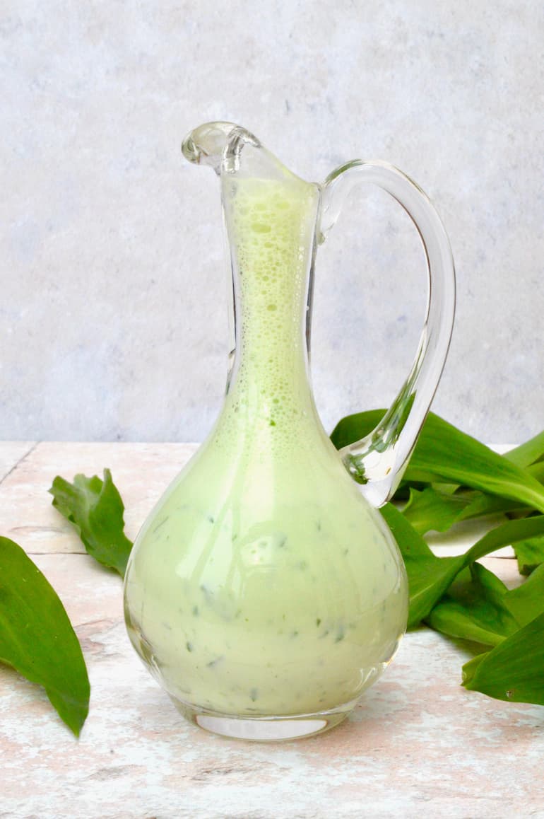 green garlic dressing recipe Creamy Garlic Herb Sauce | Sauce, Dressing or Dip
