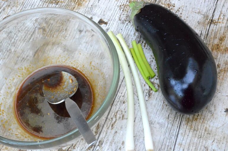 Aubergine Yakitori (Eggplant Yakitori) Tin and Thyme
