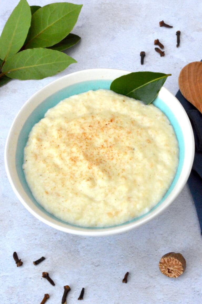 Bowl of easy homemade bread sauce with spices.