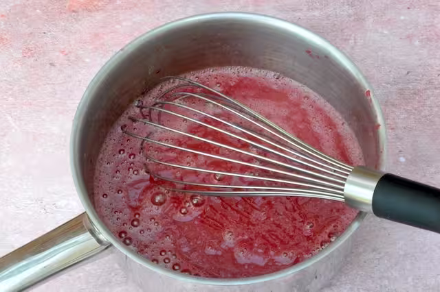 Eggs whisked into purée with balloon whisk.